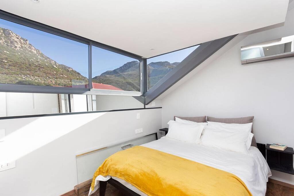 Harbour Facing Penthouse
